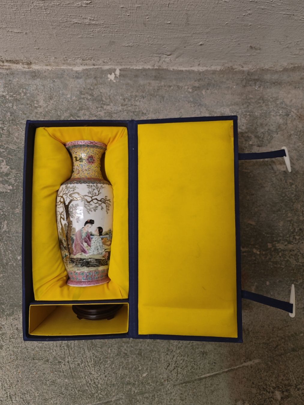 Vasi & Recipienti: wunderschöne antike asiatische Vase – Usato da Zürich venduto da 456666