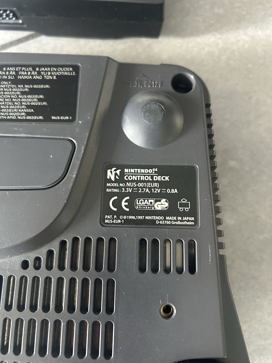 Nintendo Console: Nintendo 64 konsole mit 5 top spiele  – Usato da Oftringen venduto da Breza22 2