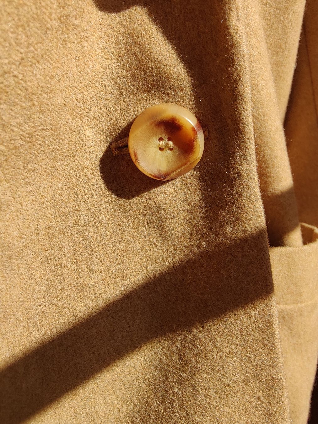 Giacche: Vintage Camel Wool Classic Blazer – Usato da La Tour-de-Peilz venduto da dAutrefois 7