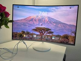 Samsung 32" Curved Monitor