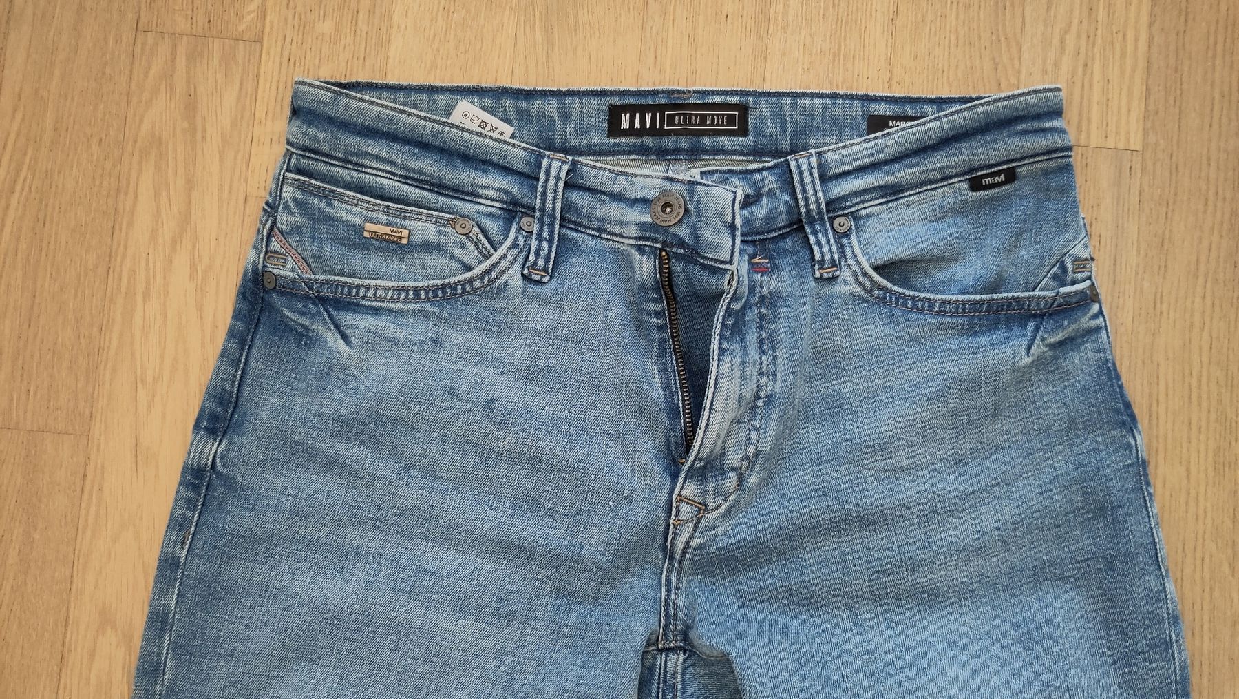 Mavi Jeans: Mavi Marcus Ultra Move Jeans, Slim Straight Leg – Nuovo (secondo la descrizione) da Meggen venduto da Vitos 2