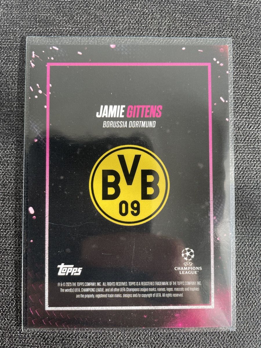 Topps Carte collezionabili: Topps Showtime Jamie Gittens Borussia Dortmund – Nuovo (secondo la descrizione) da Burgdorf venduto da Sports_Cards_3400 1