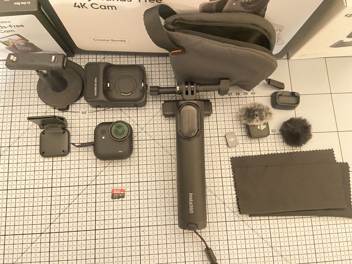 Insta360 Action Cam: Insta360 GO 3 Creator Bundle + DJI Mic Mini + Light & Bag – Neu (gemäss Beschreibung) aus Arni AG von mat_7fmx 1