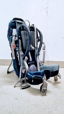 Kindertragerucksack Vaude inkl. Sonnen- und Regenschutz