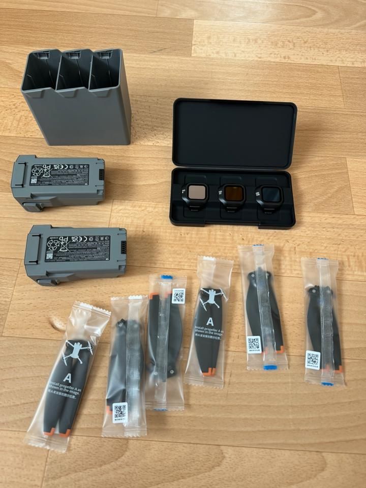 Action Cam: DJI Mini 5 pro fly More combo  – Nuovo (secondo la descrizione) da Winterthur venduto da Feediifeedee 1