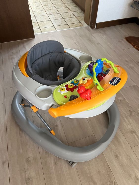 Chicco Lauflernwagen walky talky gebraucht (Gebraucht) in Uznach für ...