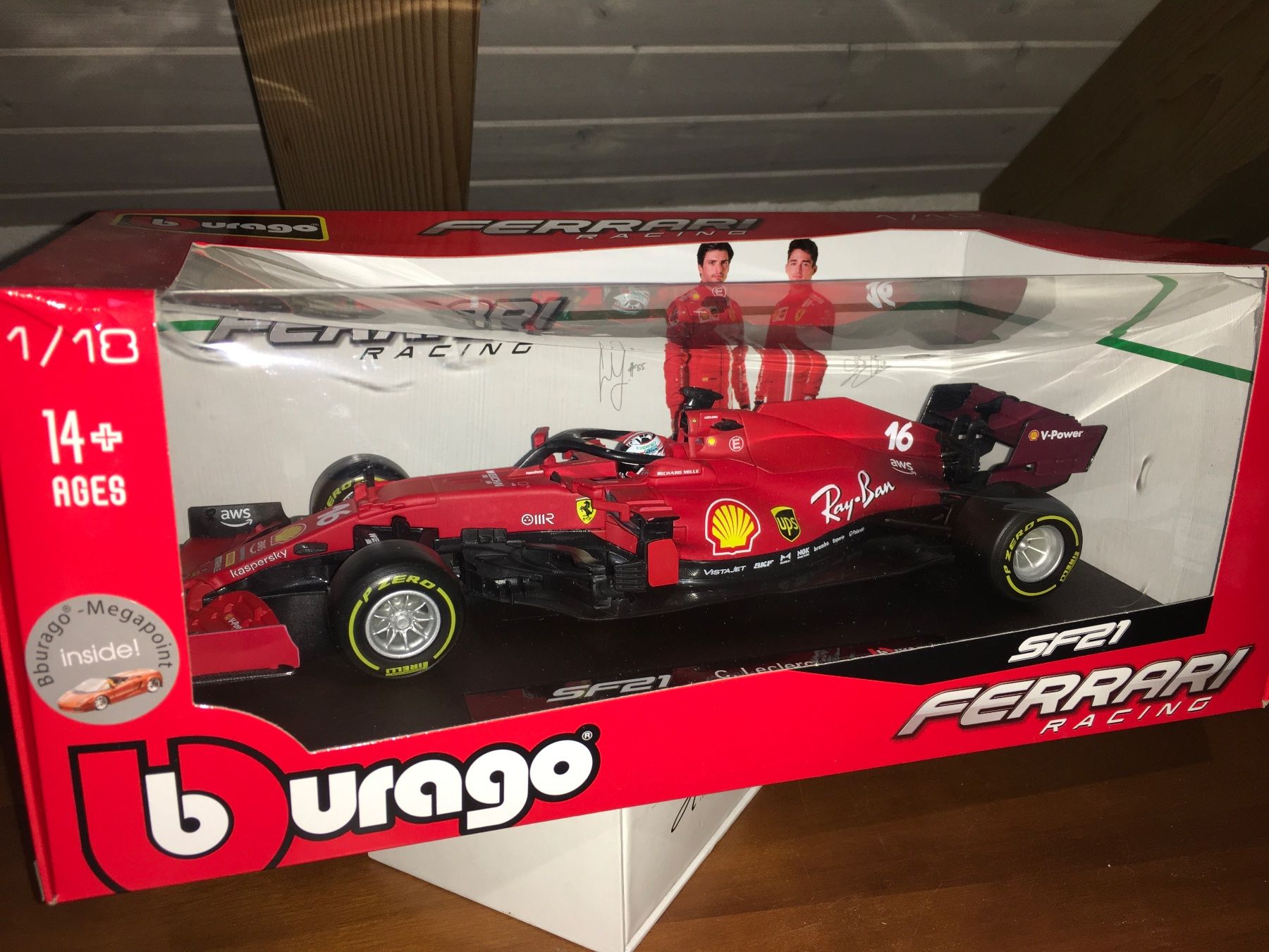 Ferrari Modellini d'auto: F1 Ferrari SF21 C. Leclerc 1/18 – Nuovo (secondo la descrizione) da Wohlen AG venduto da PrivatSammlung
