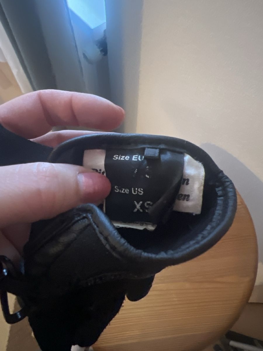 Guanti & manicotti: FLM Motorradhandschuhe Gr. XS – Usato da Hinwil venduto da Michelle.C 1