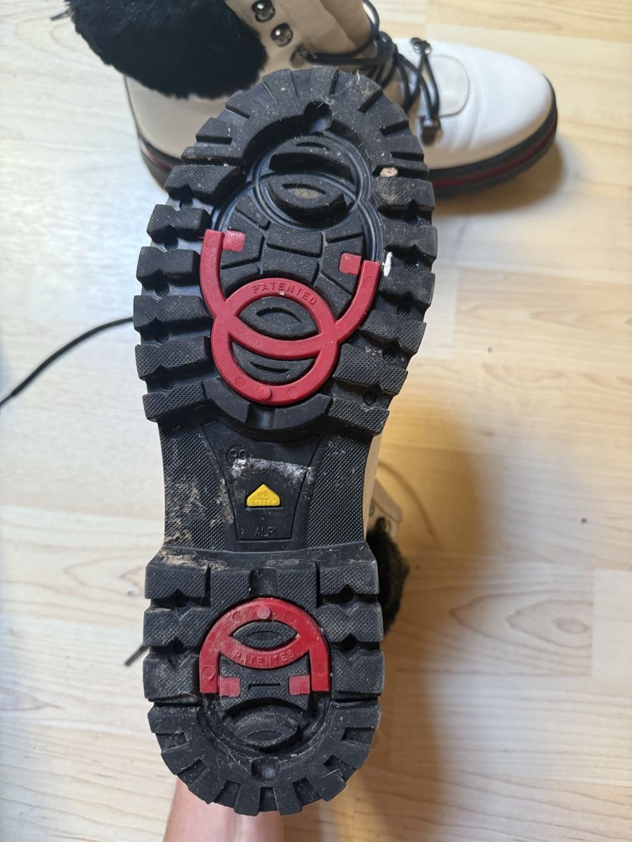 Scarpe da donna: Leder Winterboots/Schuhe mit Spikes, Gr. 39 – Nuovo (secondo la descrizione) da Fislisbach venduto da jelennn 1