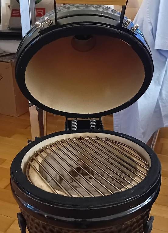 Grills: Grill und Pizza Offen – Gebraucht aus St. Gallen von Umtausch01 3