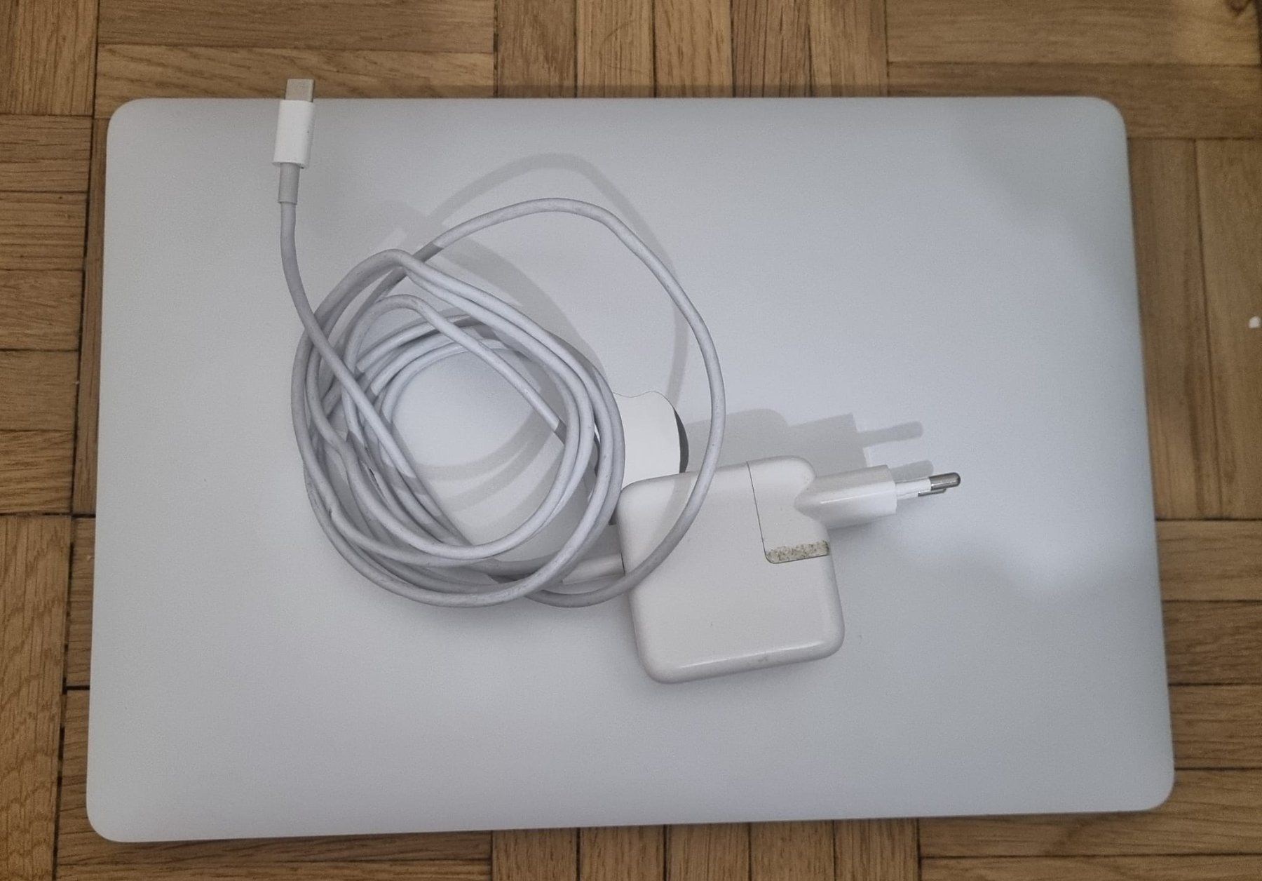 Apple Notebook: MacBook Air (2020) – Usato da Basel venduto da Dawid1713