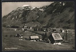 Wolfenschiessen, Gesamtansicht mit Bergb