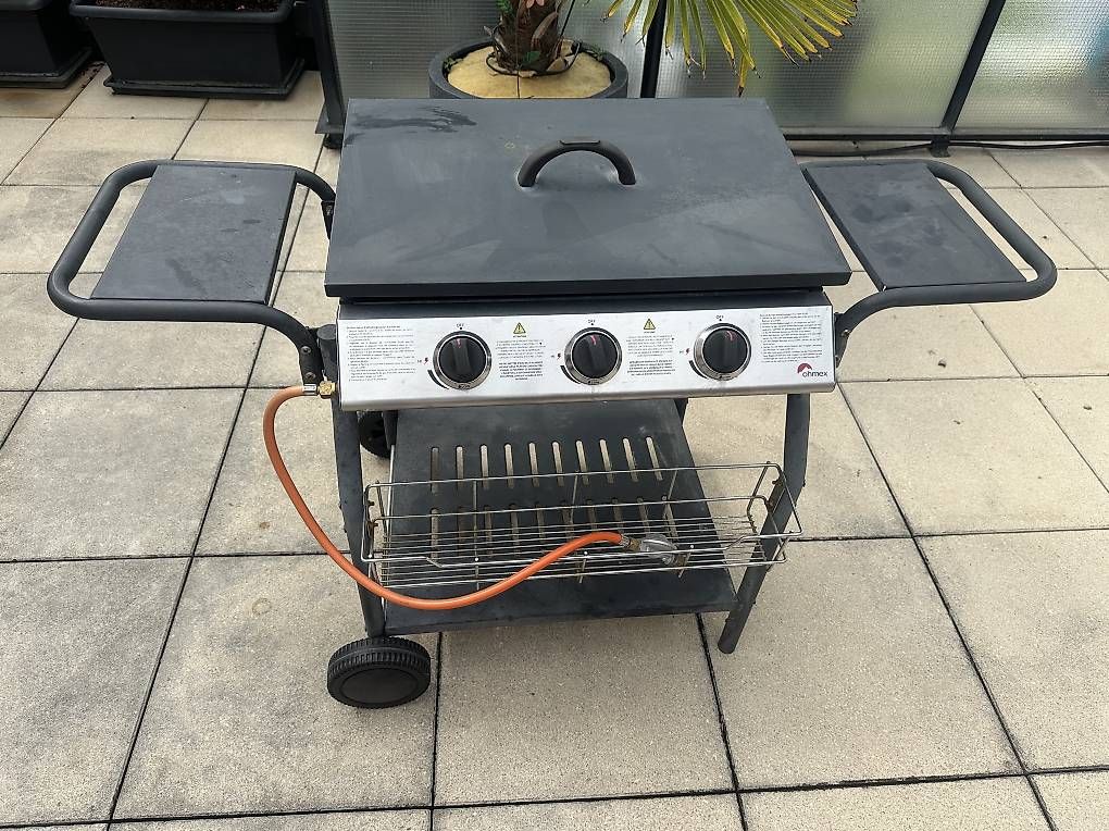 Grils: Plancha à gaz – D'occasion à Martigny par EstelleDarbellay