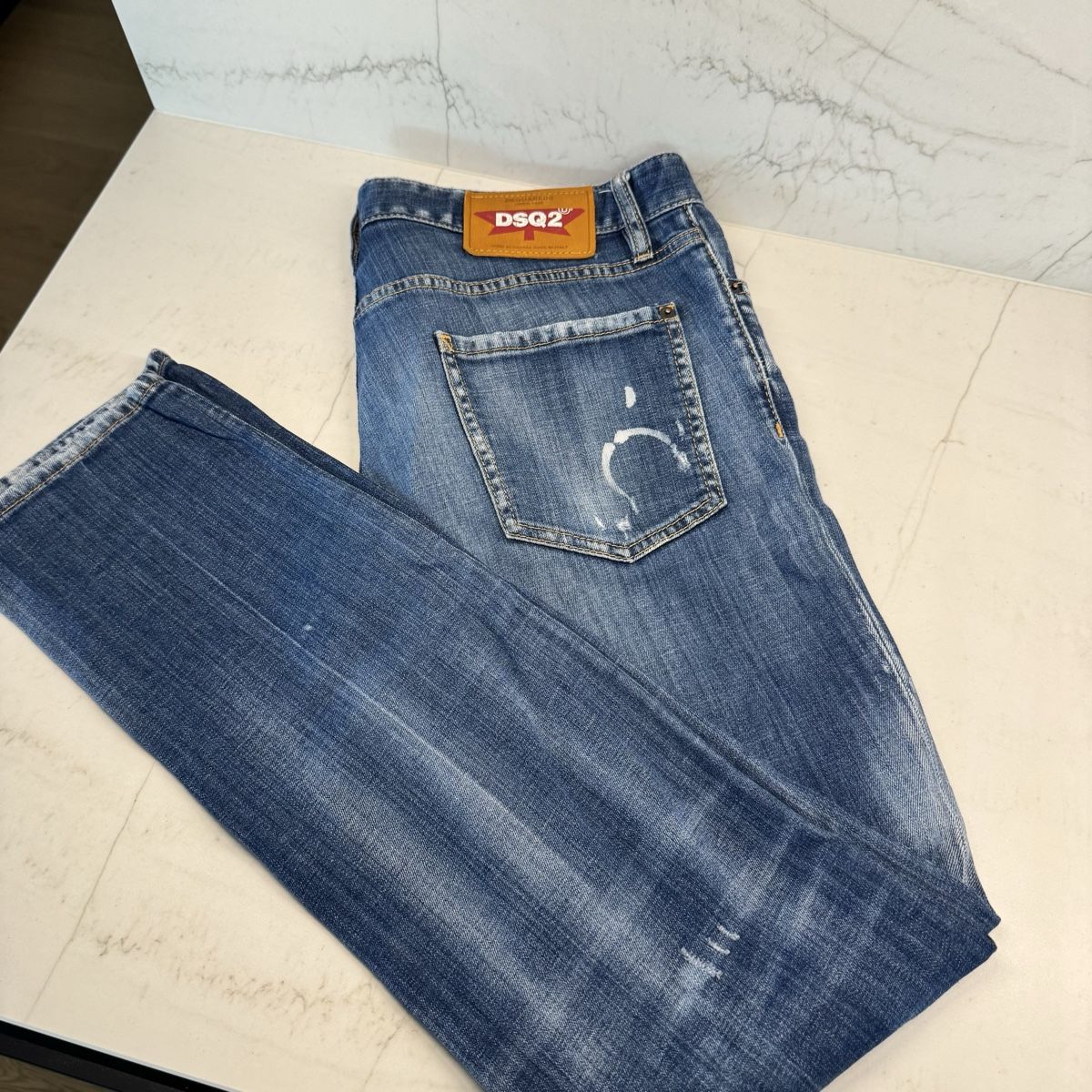 Dsquared2 Jeans: Dsquared2 Jeans Grösse 50 – Usato da Itingen venduto da JDG11