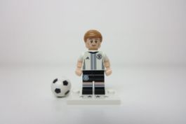LEGO Minifigur CMF DFB Toni Kroos