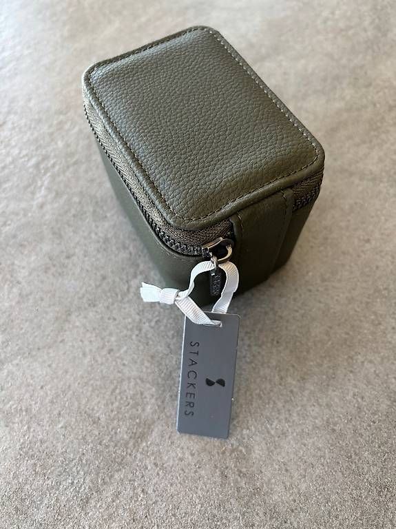 Uhrenboxen: Boîte pour ranger la montre – Gebraucht aus Chapelle-s-Moudon von vanesso 3