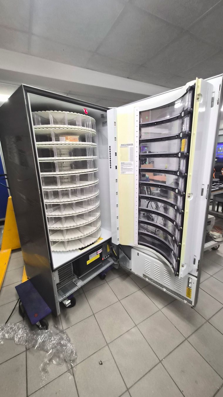 Selecta Altro per Gastronomia & Hotel: Selecta Festival automat vending machine – Usato da Fribourg venduto da Badog 2