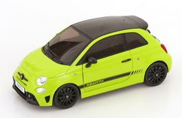FIAT F595 ABARTH 2023 Adrenalin grün 1:18 SOLIDO