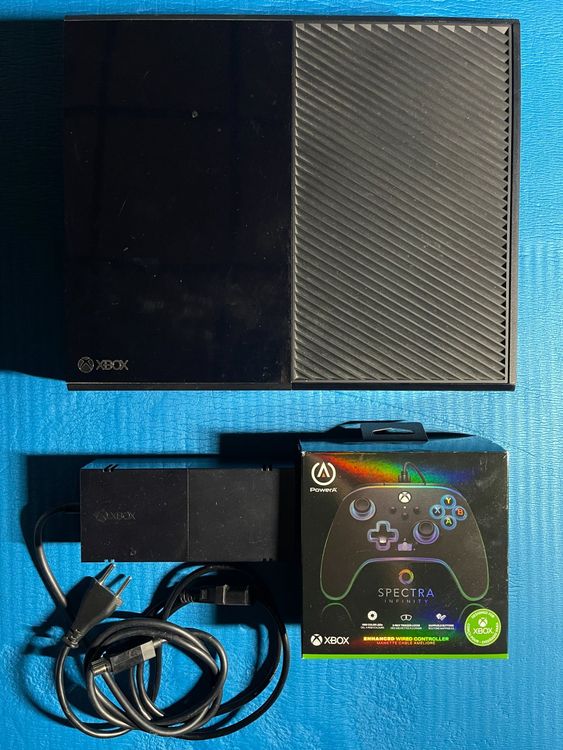Xbox One 500 GB Console Black Spectra Kaufen auf Ricardo