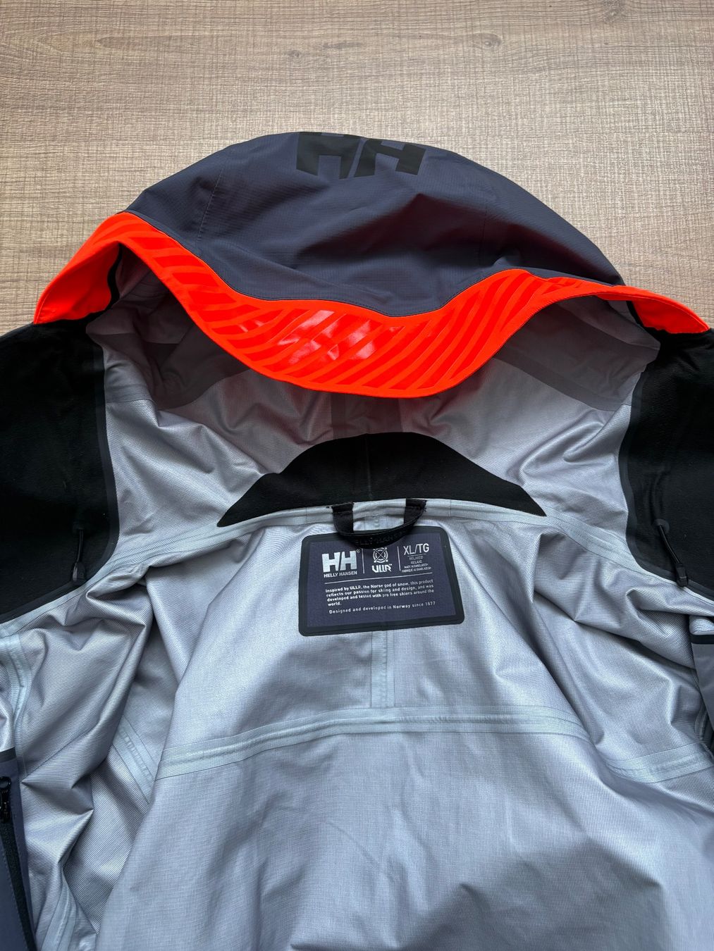 Helly Hansen Vestes: Helly Hansen Ridge Infinity Shell Jacket, XL – D'occasion à Kreuzlingen par ROMANR1 5