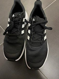 Adidas Scarpe da donna: ADIDAS cloudfoam schwarz 39 1/3 – Nuovo (secondo la descrizione) da Gommiswald venduto da Anika6 3