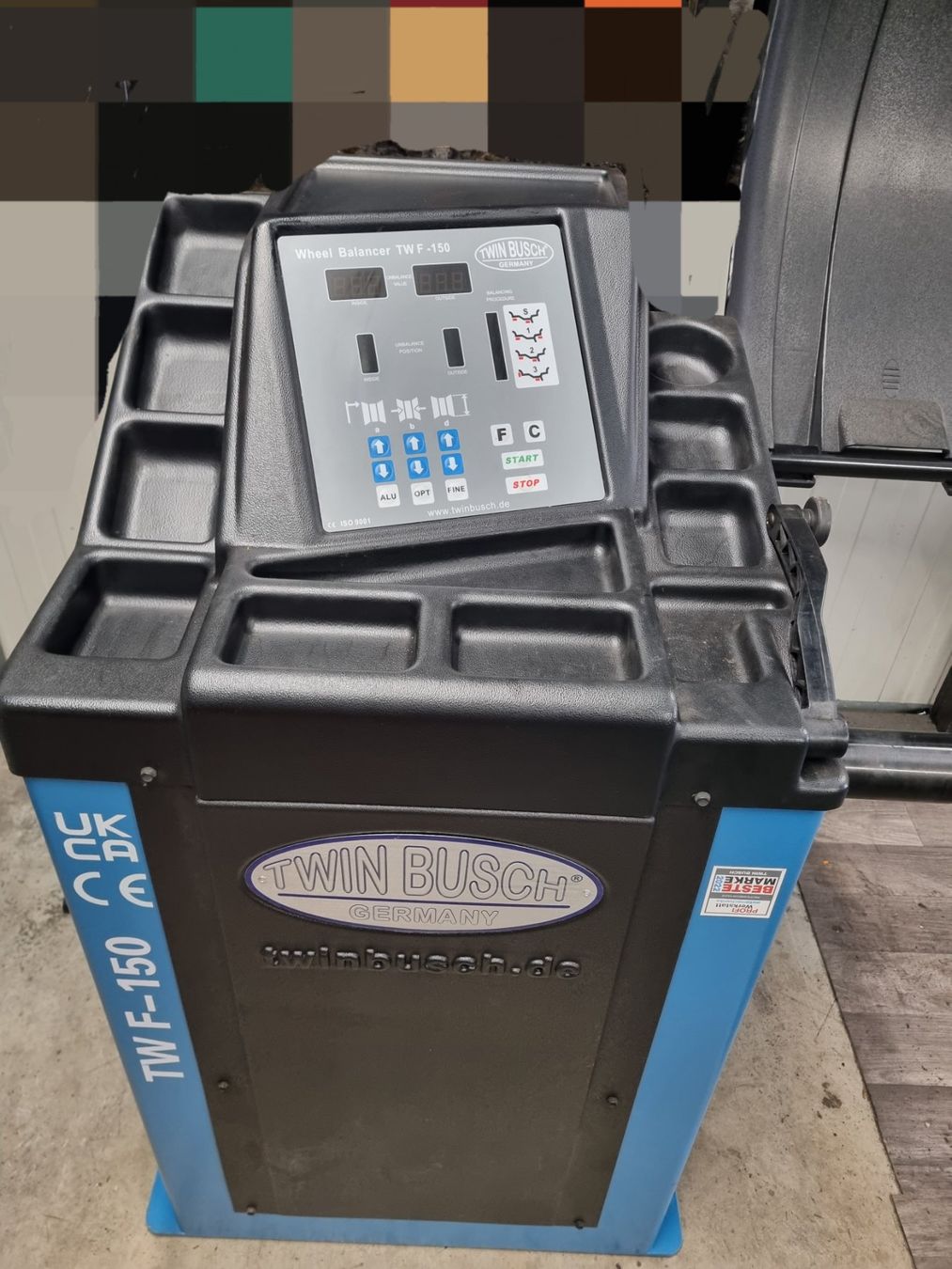 Tutte le macchine: Auswuchtmaschine – Usato da Zuchwil venduto da Bobby-89 1