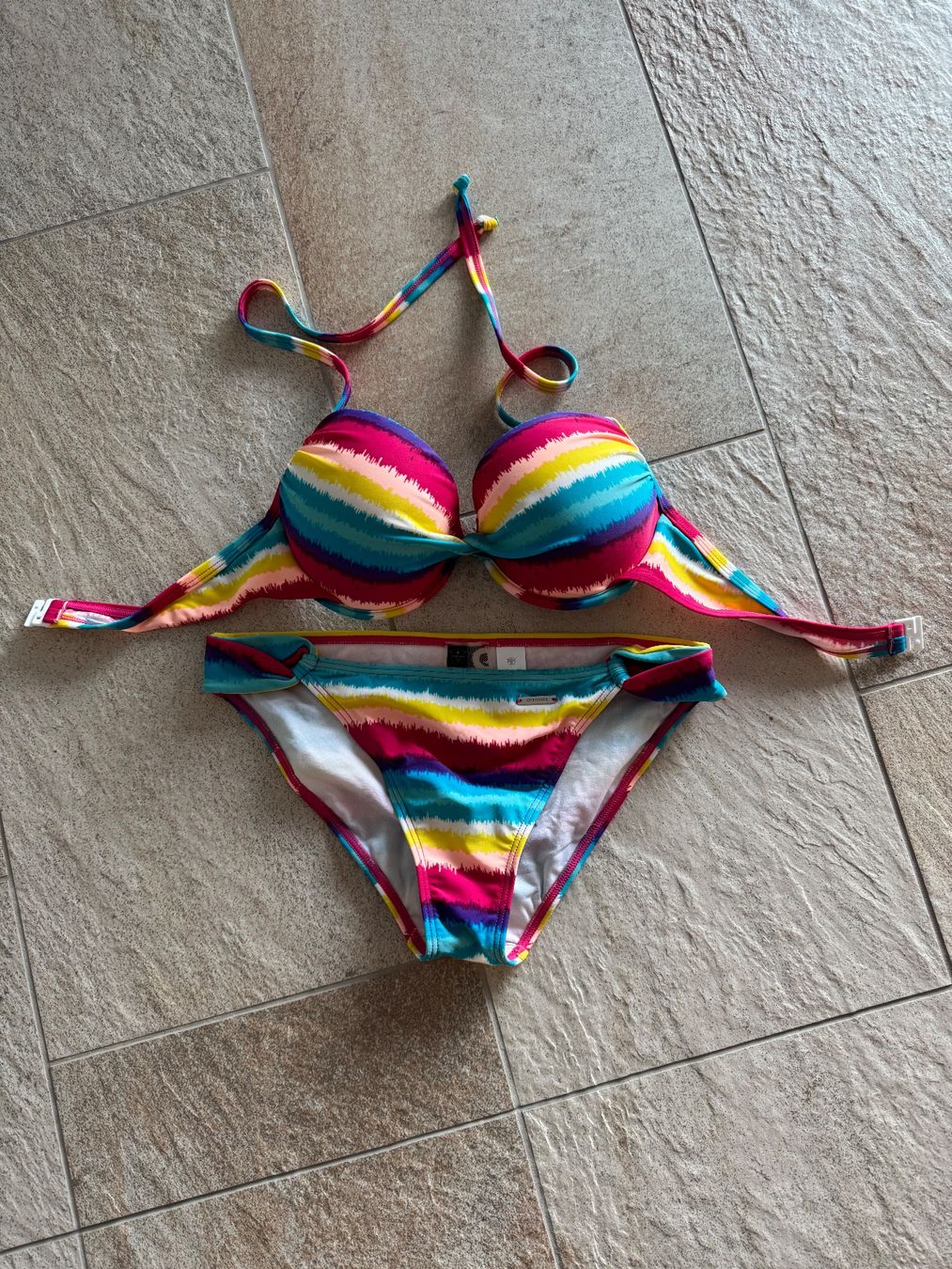 Badekleider & Bikinis: Bikini – Gebraucht aus Buchs SG von BubiLuna