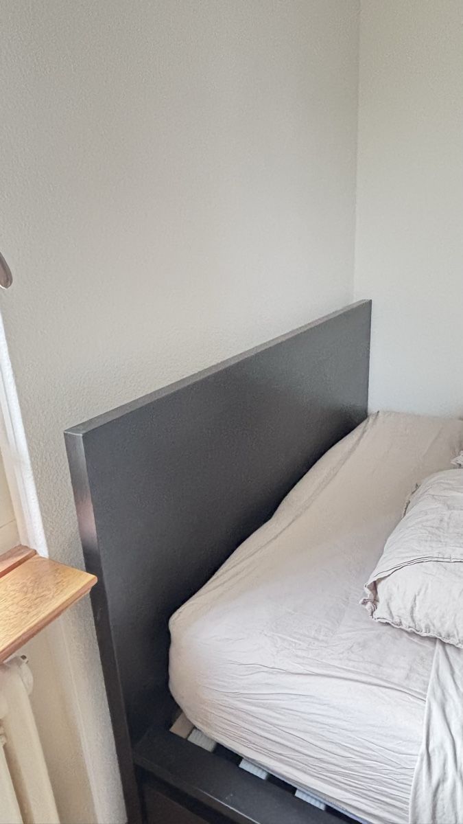Lits: Ikea Malm Bett schwarz – D'occasion à Untereggen par Paesci_99 2