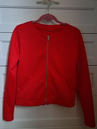 Jacke Grösse S rot, *wie neu*