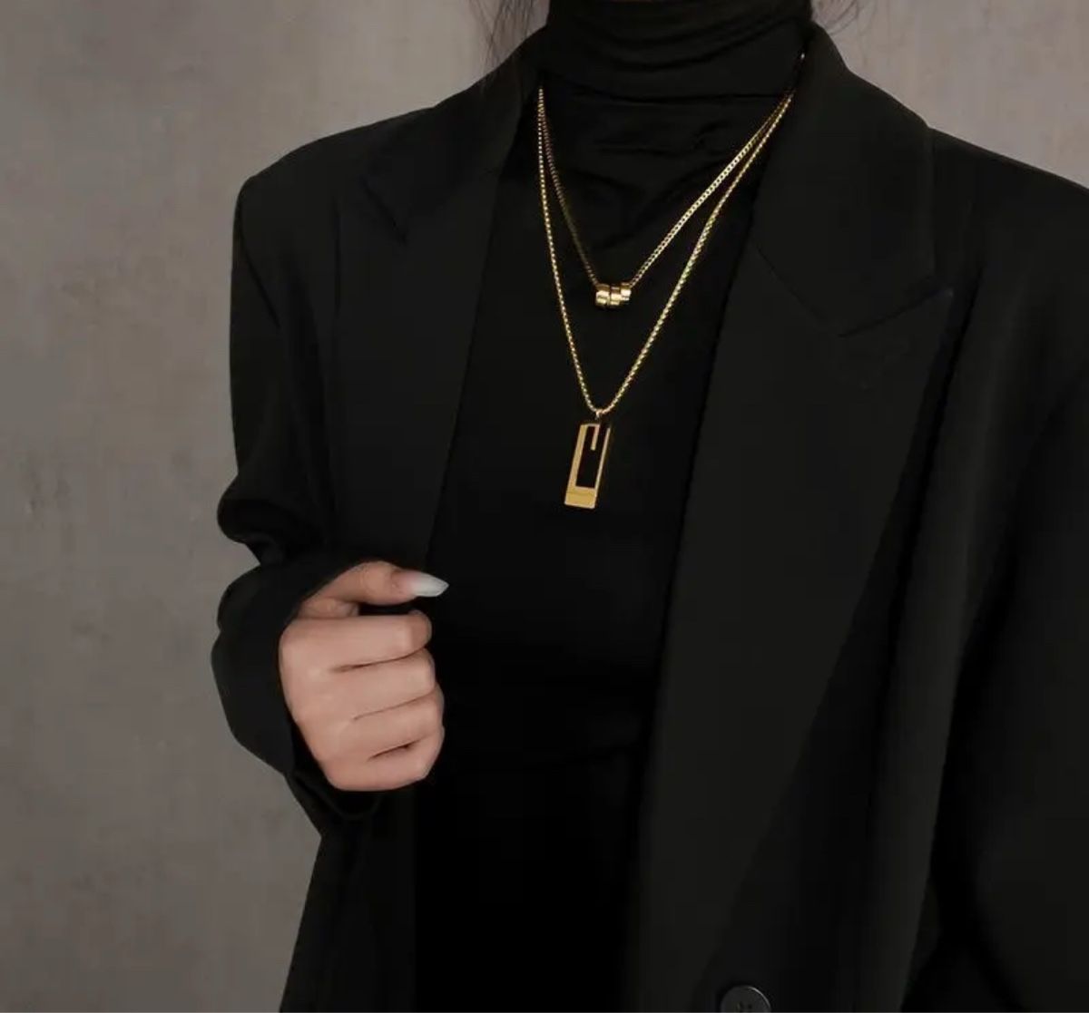 Catenine: Elegante Doppelkette Gold Titanium  Neu – Nuovo e nell'imballaggio originale da Oberwangen TG venduto da Bash-B 2