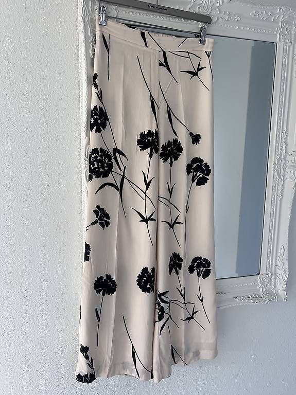 Hosen: Hose Twinset – Gebraucht aus Buttikon SZ von Mirima84 1