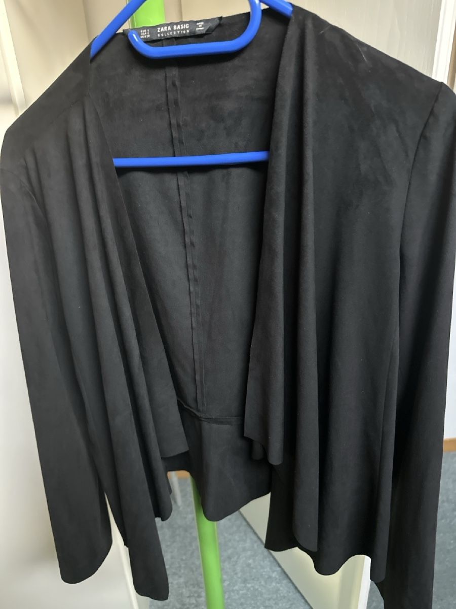 Zara Giacche: Damen Blazer Zara Basic Kunst-Wildlederoptik – Nuovo (secondo la descrizione) da Baltschieder venduto da YmroBe