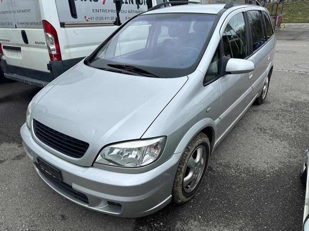 Opel Zafira A22