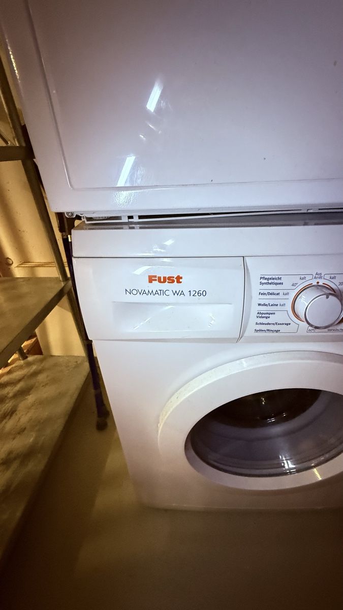 Fust Lavatrici: Waschmaschine/Tumbler – Usato da Siebnen venduto da rocardo 2