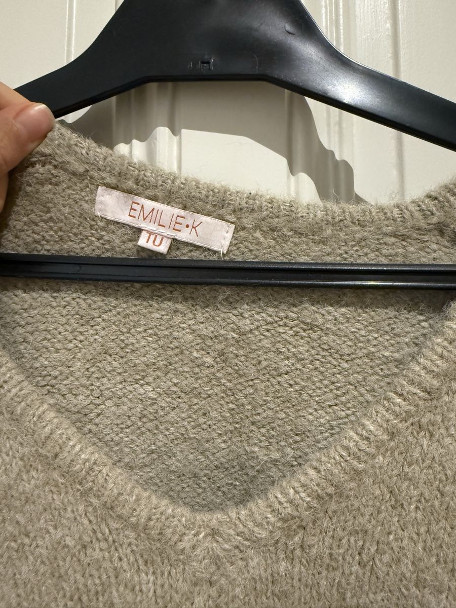 Pulls & Sweat-shirts: Pull oversize sans manches  – Neuf (Voir description) à Genève par cel_d9jq 1