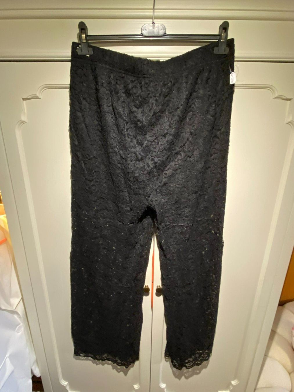 Pantaloni: SPITZEN HOSE-DAMEN,SCHWARZ – Usato da Meienried venduto da ManuelaBoutique 1