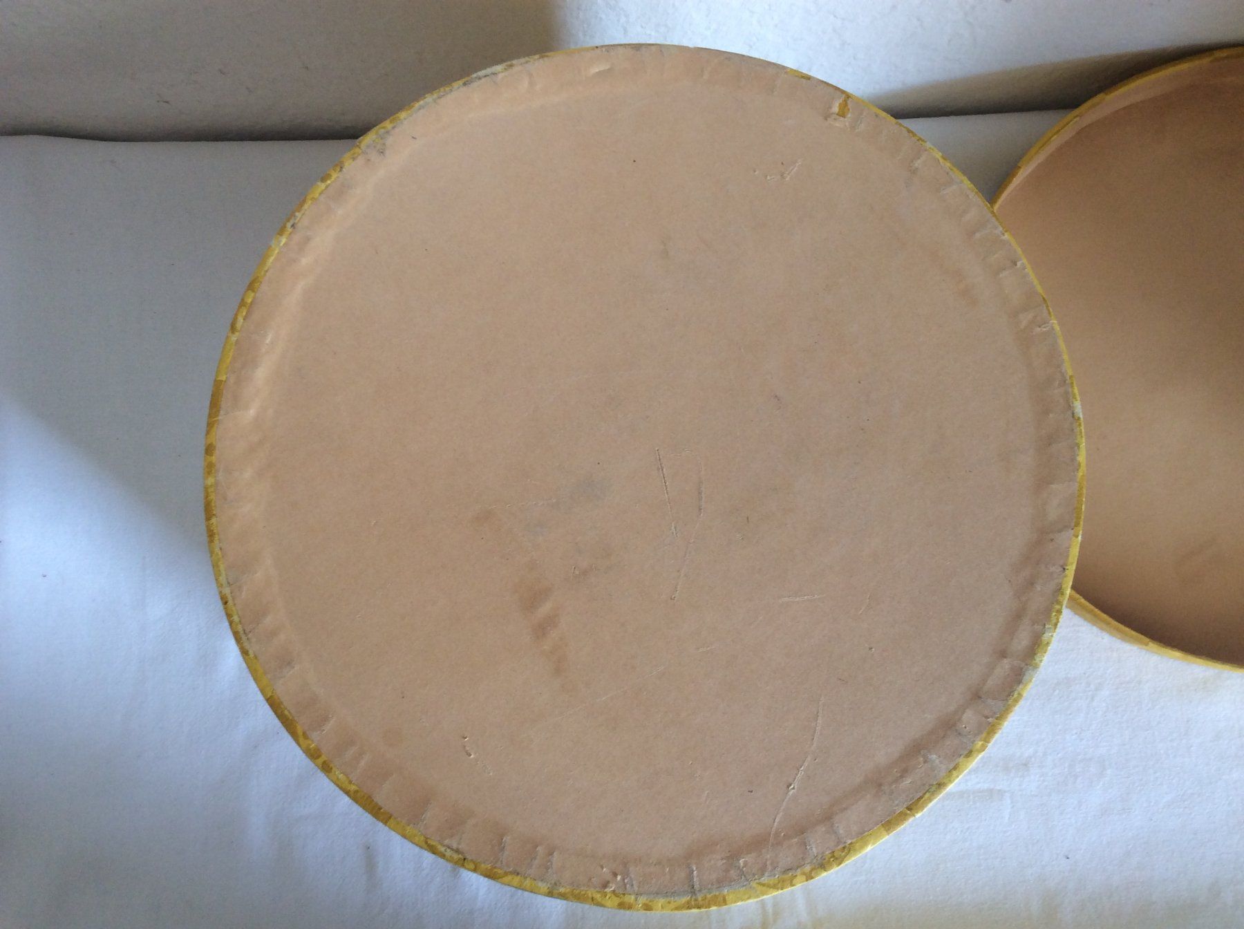Altro in  Abbigliamento & Accessori: Boîte à rangement (chapeau) – Usato da Genève venduto da edelweiss1900 4