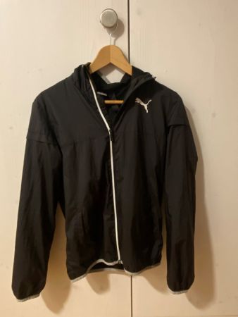 Schwarze Pumpa Jacke Gr. XS