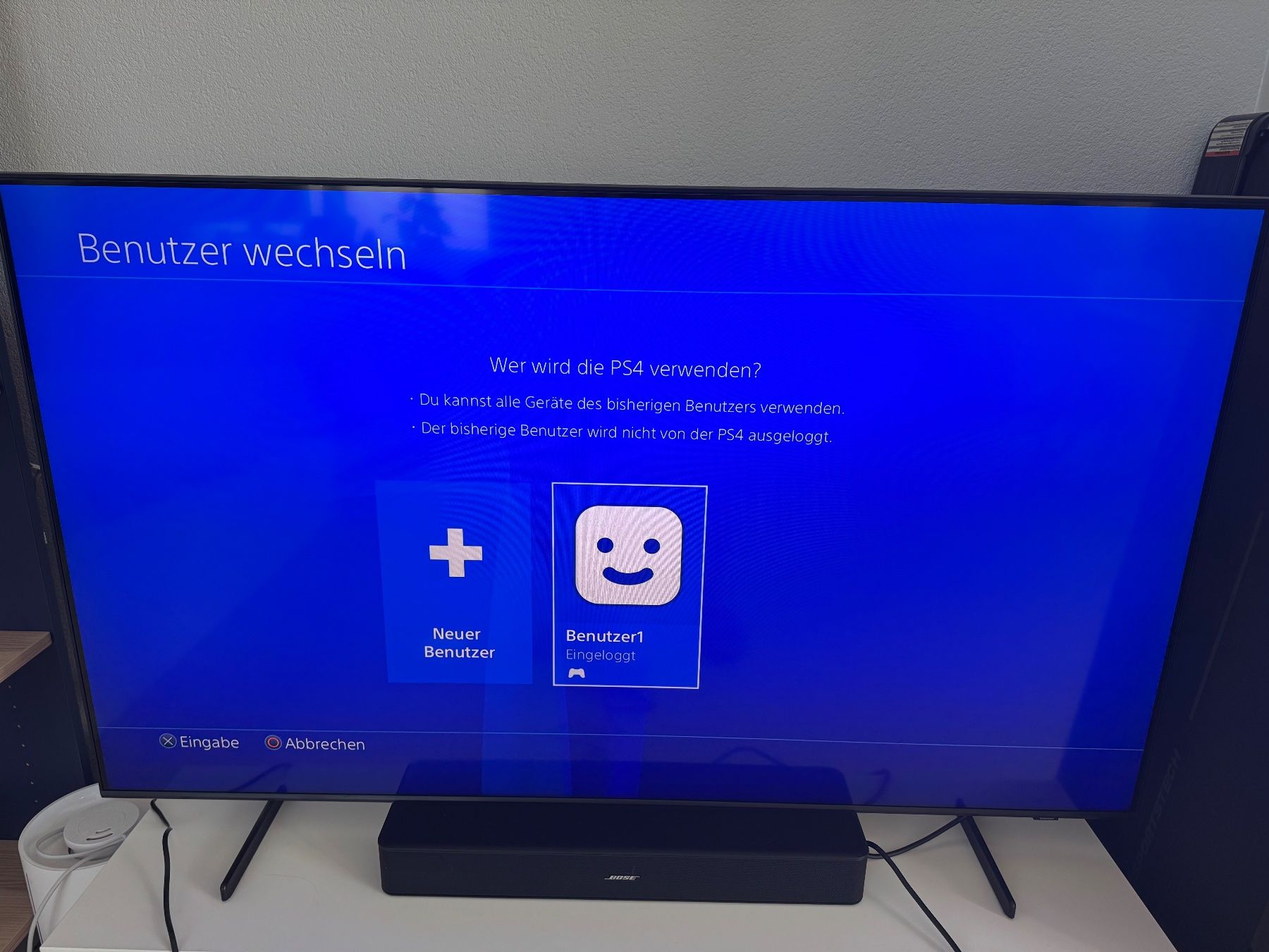 Sony Konsolen: PS4 Slim inkl. 2 Controller – Gebraucht aus Suhr von Tradewarrior 3