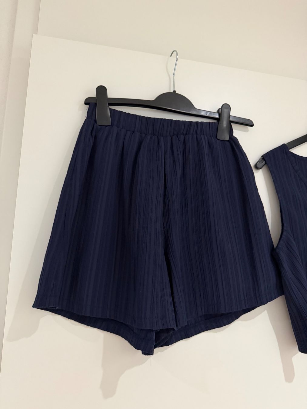 Shein Lotti di vestiti: Ensemble top | short – Nuovo (secondo la descrizione) da La Chaux-de-Fonds venduto da 19_po 3