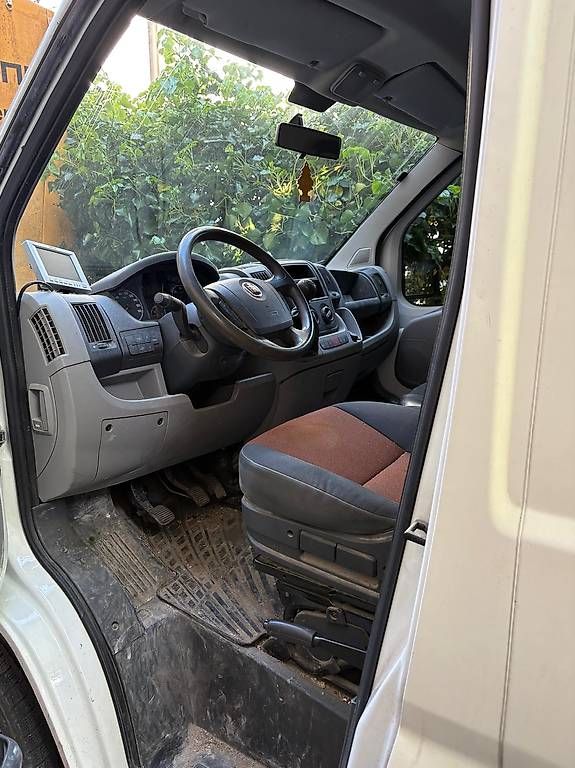 Veicoli commerciali: Fiat Ducato 2.3 JTD – Usato da Wohlen AG venduto da stecampi 2