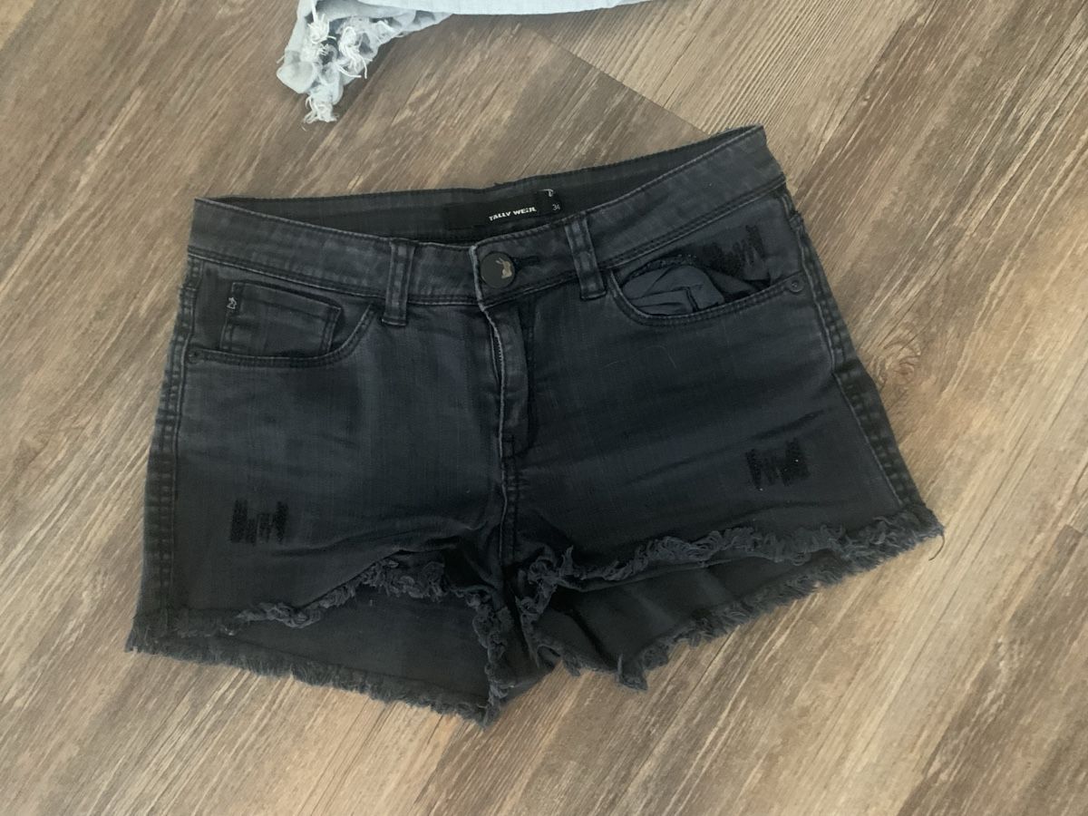Jeans: Shorts – D'occasion à Emmen par Bgucci_girl 4