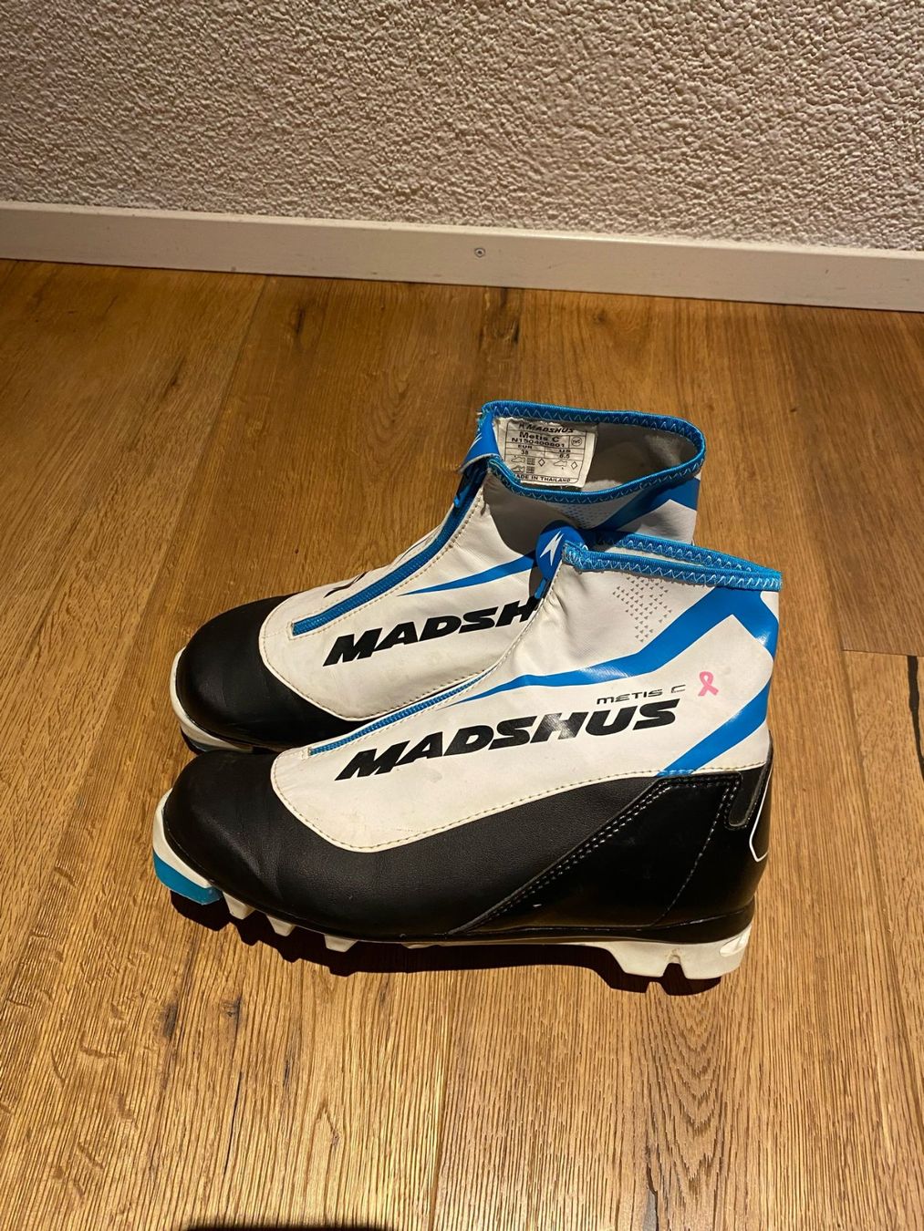 Madshus Scarpe da donna: Madshus Langlauf Schuhe Classic - Grösse 38 – Usato da Klosters venduto da Graubunden