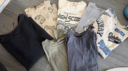 7 Langarmshirts /Pullover Jungs Gr.134/140