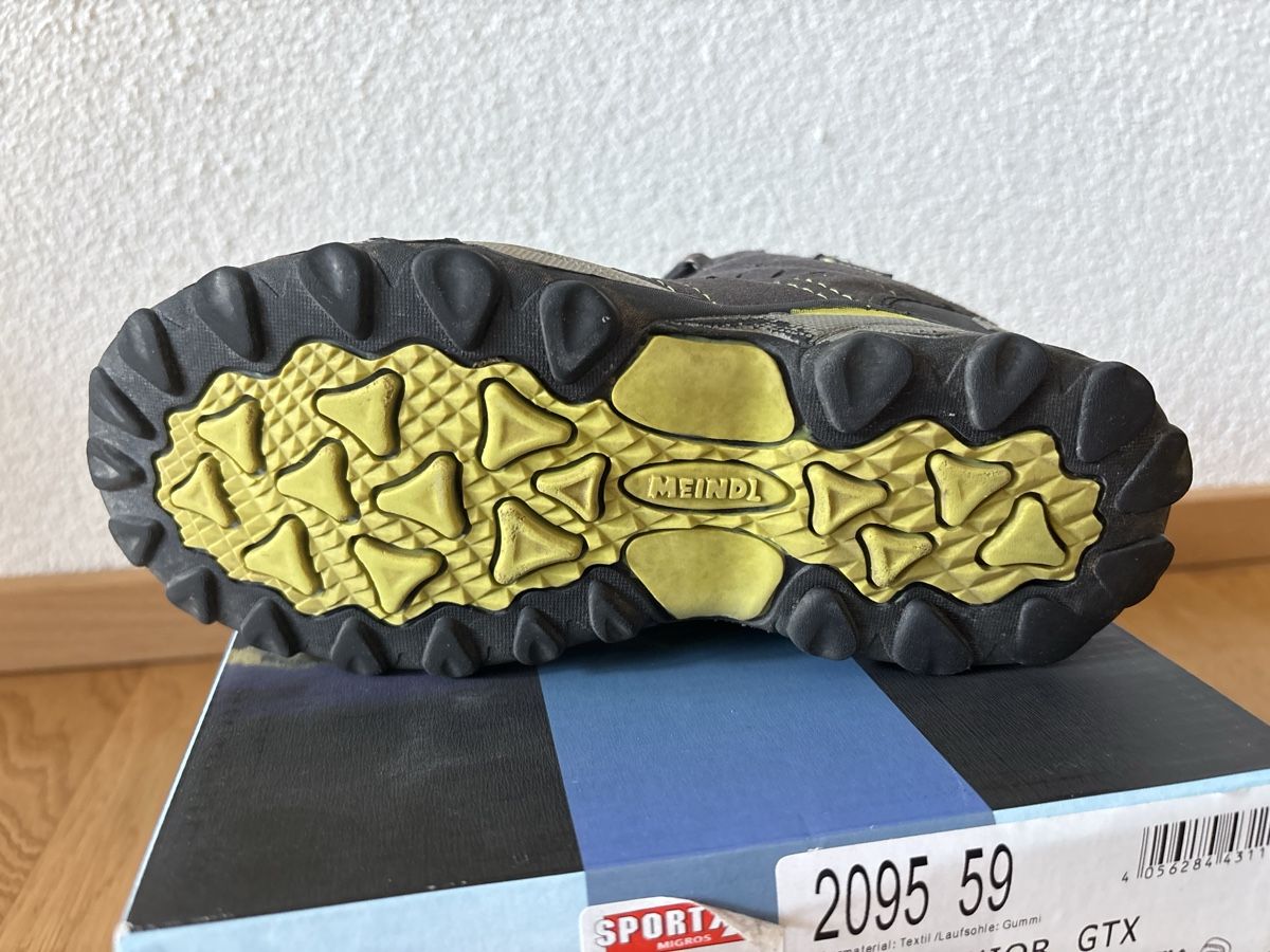 Meindl Schuhe für Jungen: Meindl Tuam Junior GTX Wanderschuhe Grösse 32 – Gebraucht aus Bad Ragaz von jamba09 2