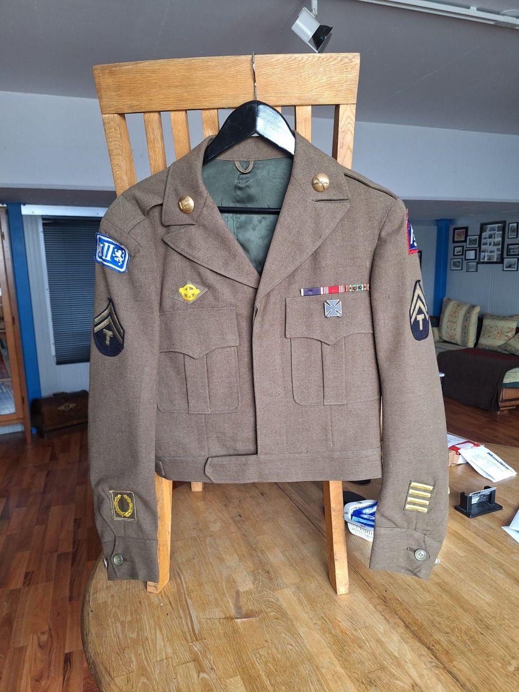 US Army Uniformen: Blouson US Army WW II type "Ike" – Gebraucht aus Cortaillod von fam_bv6q