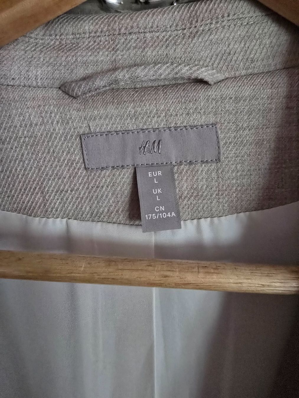 H&M Giacche: Wunderschöner Blazer in Gr. L von H&M – Nuovo (secondo la descrizione) da Reute AR venduto da angelflower 2