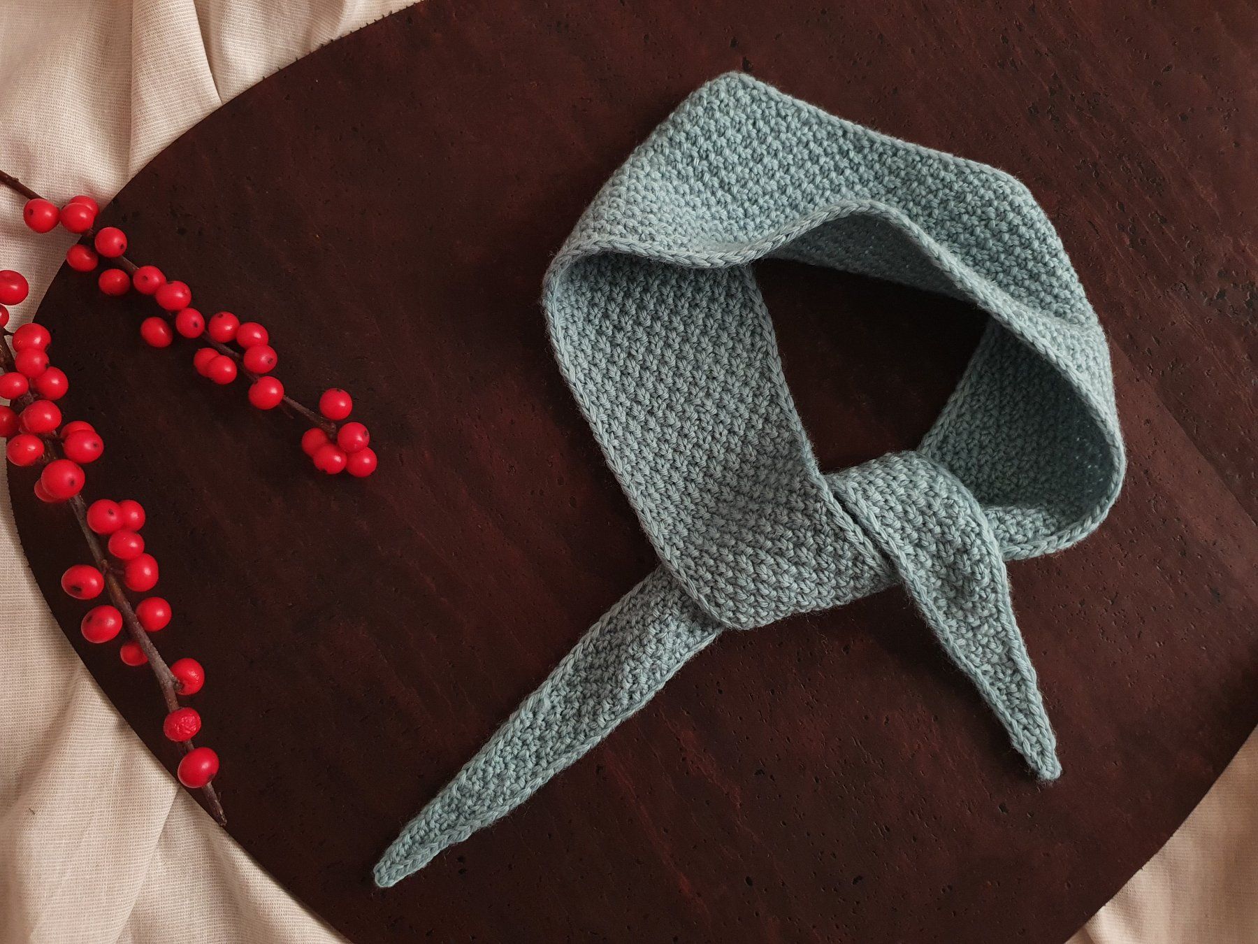 Foulard & Sciarpe: Mini scarf, Strickschal, Handgestrickt, Unikat, Geschenk – Nuovo e nell'imballaggio originale da Neunkirch venduto da Sandramay 1