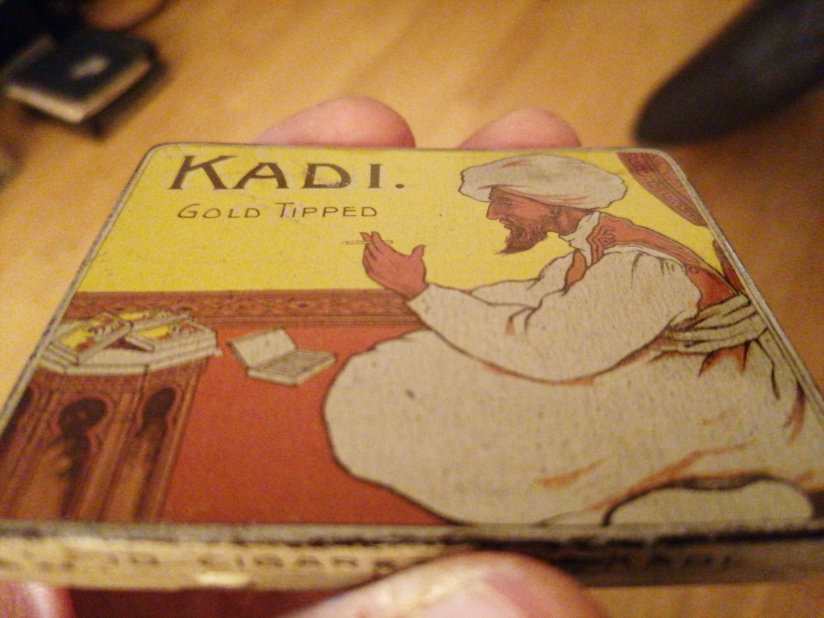 Tabacchi: Antike Blechdose Kadi 10 Zigaretten ca. 1910 – Usato da Zürich venduto da Tin4Life 1