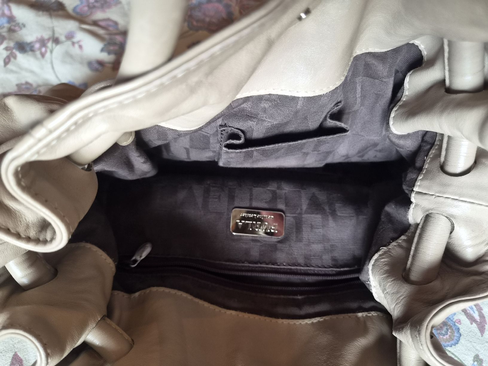 Furla Borse da donna: Furla Ledertasche in Beige – Usato da Wattwil venduto da tannenmeise73 5